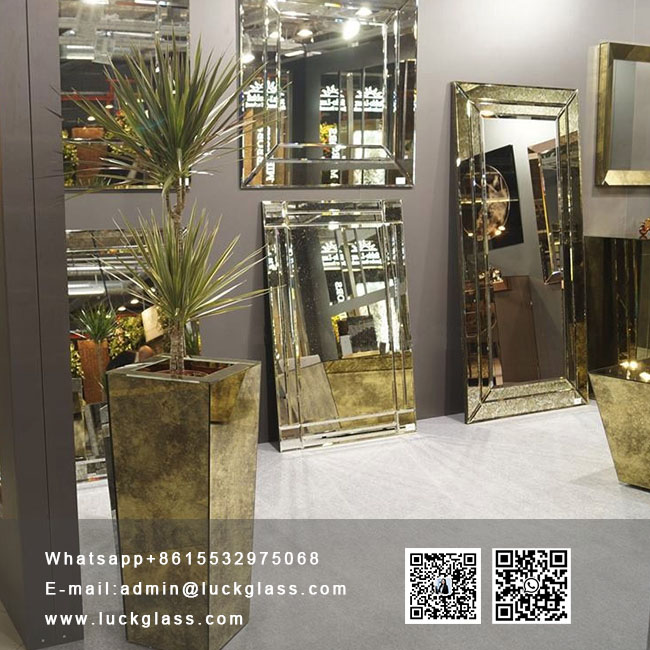 LUCK High Quality Tinted Antique Mirror Sheet New Design Mirror Factory Direct Price