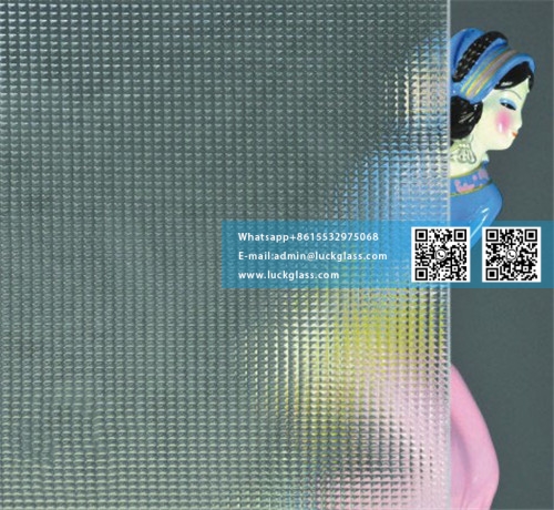 透明水晶压花玻璃