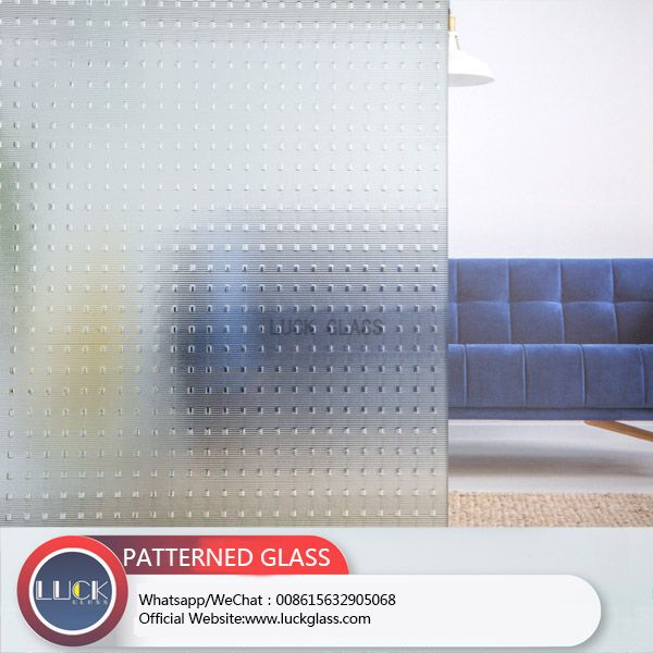 Available transparent millennium patterned glass Color patterned glass for architectural decoration